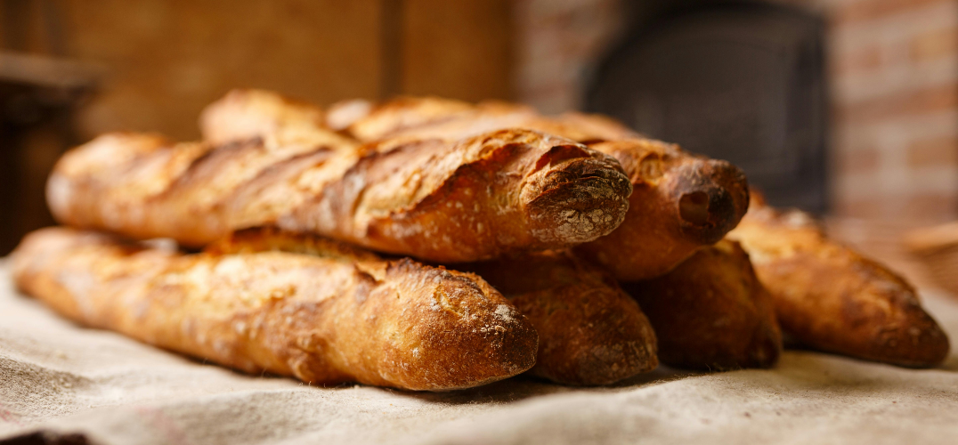 Six baked breads.